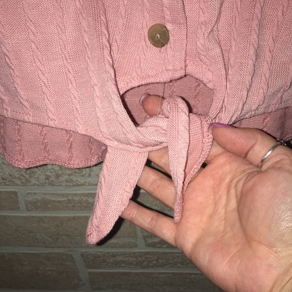 ✅Weatherproof Vintage Short Sleeve Button Down Top - Picture 4 of 7